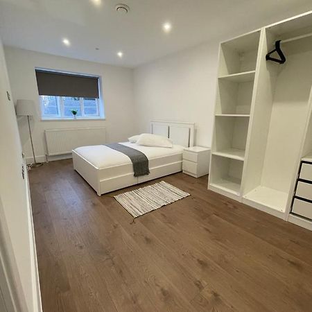 Residence Nissi London Bagian luar foto